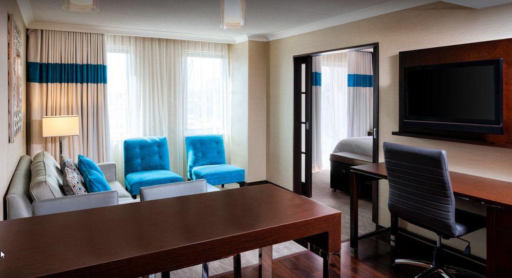 Four Points By Sheraton Лондон Экстерьер фото