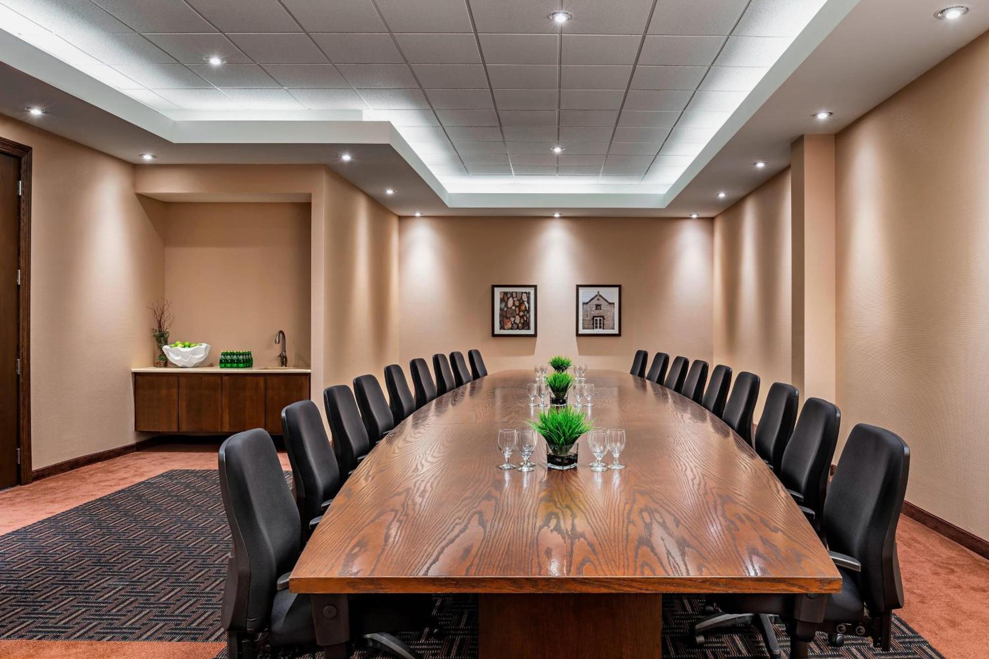 Four Points By Sheraton Лондон Экстерьер фото
