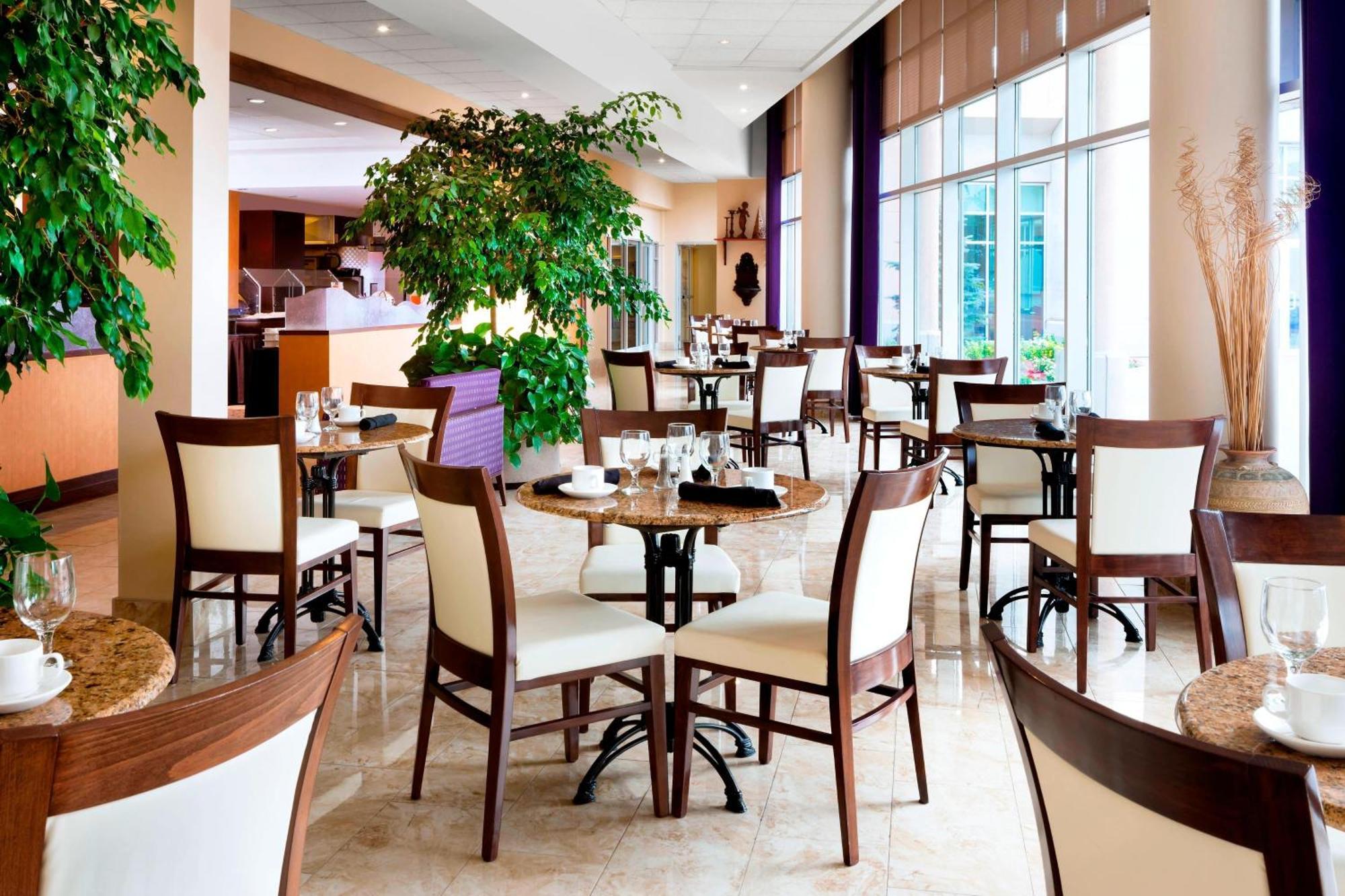 Four Points By Sheraton Лондон Экстерьер фото