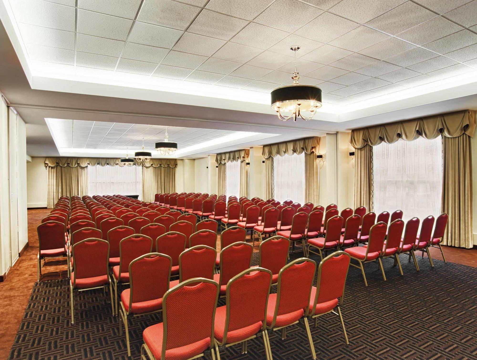 Four Points By Sheraton Лондон Экстерьер фото